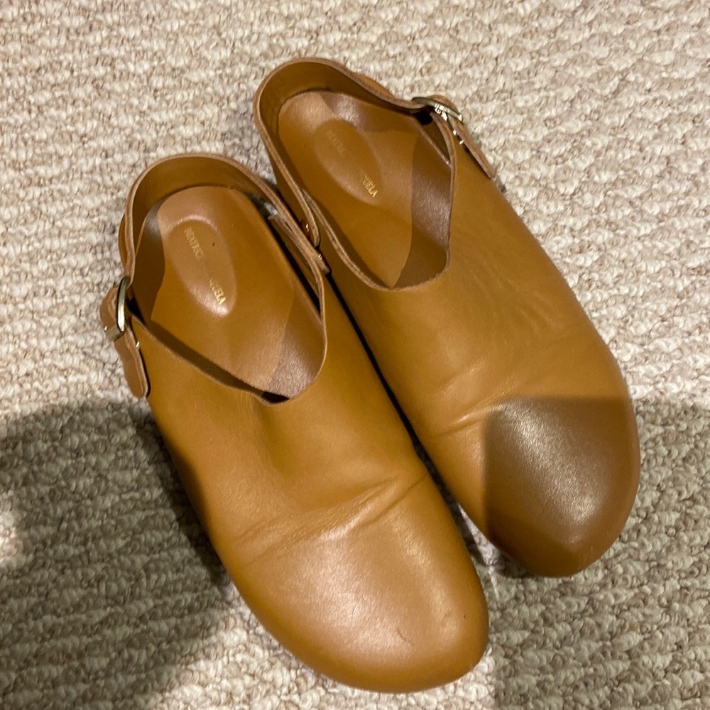 Beatrice Valenzuela Clogs